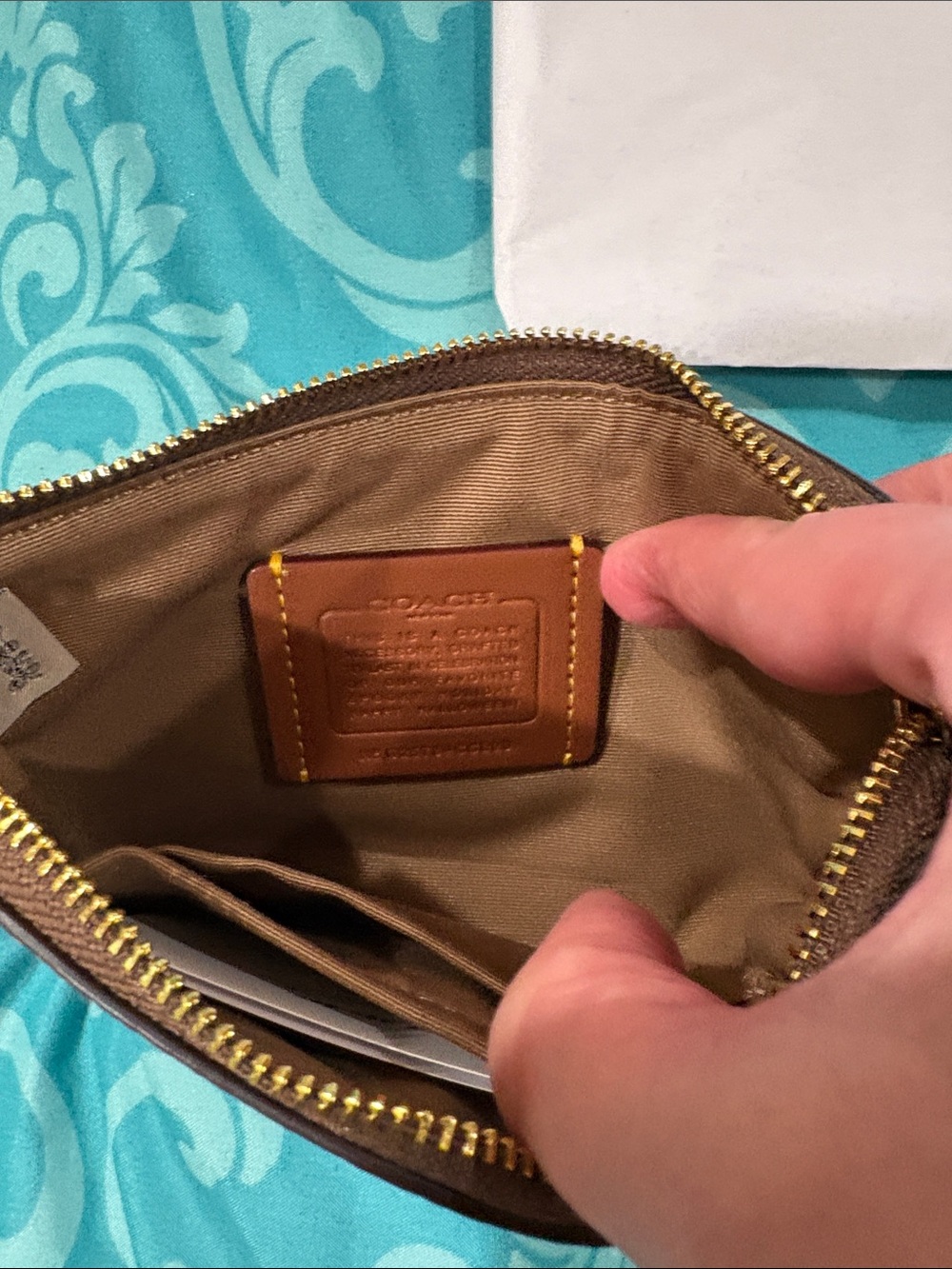 Coach Halloween signature wristlet with Jack o lanterns - Picture 5 of 6
